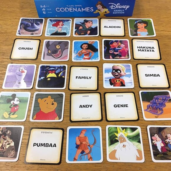 New in Box-CODENAMES Card Game Disney Family Edition - Picture 3 of 16